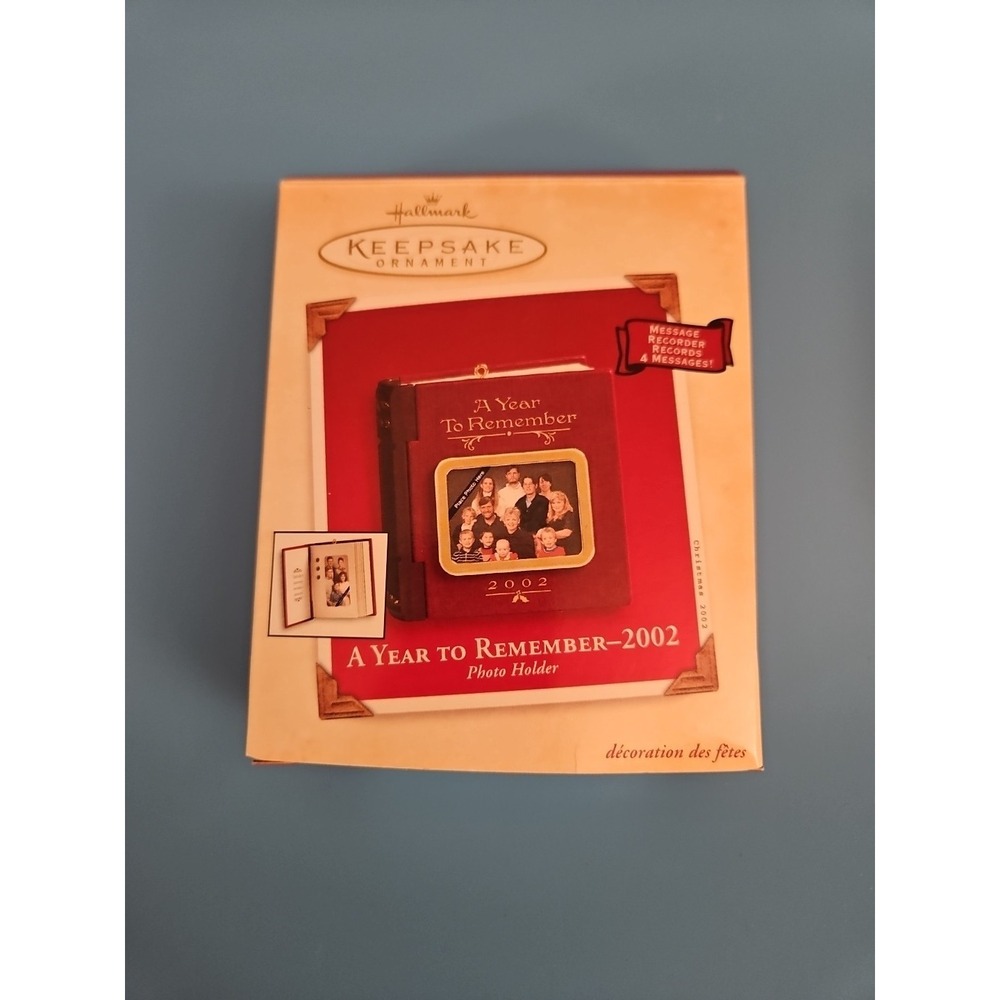 Hallmark Keepsake Christmas Ornament Year To Remember 2002 Photo Holder (76)